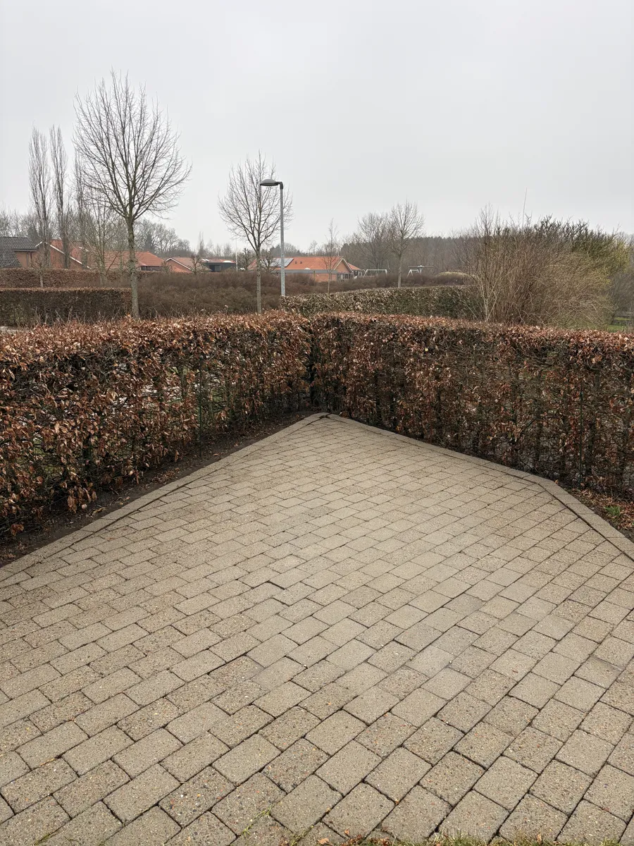 Fliserens — hjørne